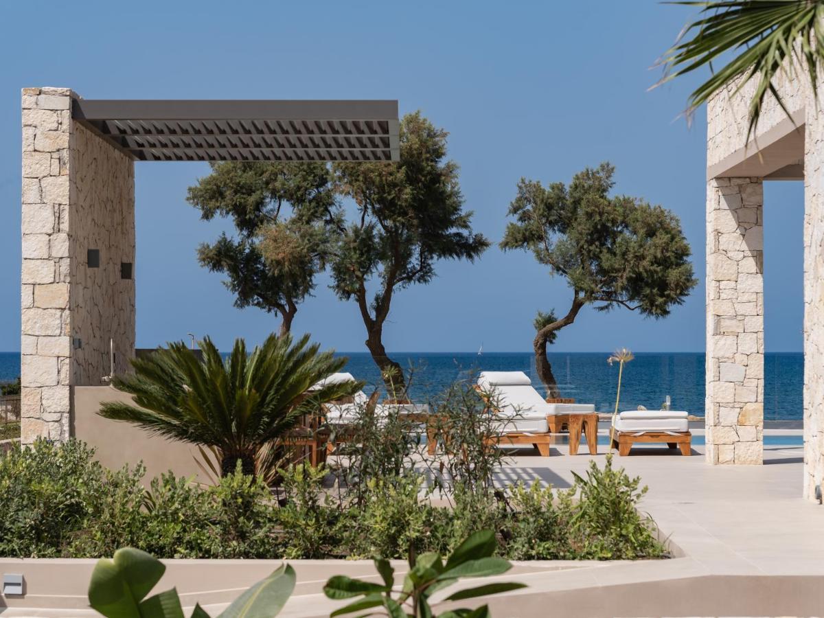 Artemis Seafront Villa, An Evanescence Sea Retreat, By Thinkvilla Tavronitis Buitenkant foto