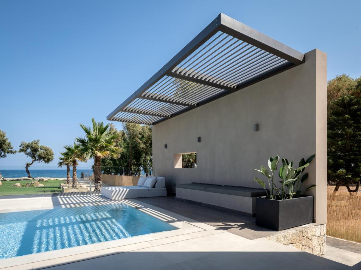 Artemis Seafront Villa, An Evanescence Sea Retreat, By Thinkvilla Tavronitis Buitenkant foto